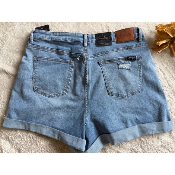 Threadgrit Cuffed Denim Shorts Size 32 NWT - Picture 3 of 5